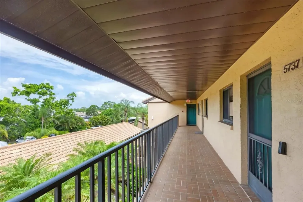 5737 Ashton Way Sarasota FL 34231