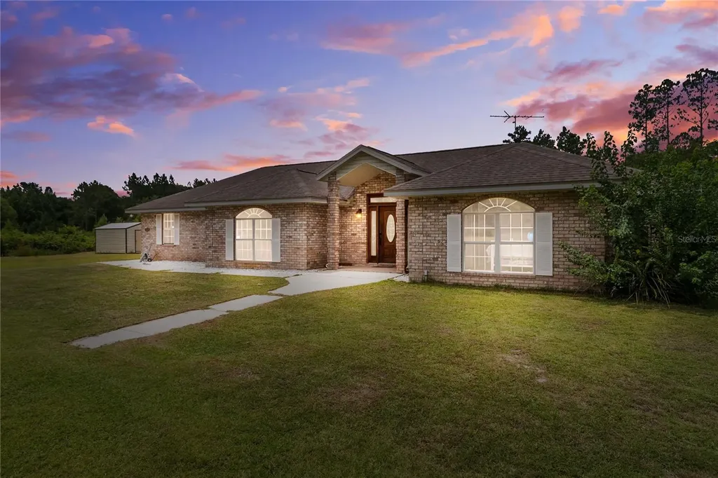18820 NE 111th Terrace Lake Butler FL 32054