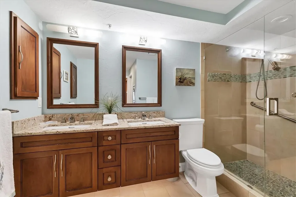 840 The Esplanade N Venice FL 34285