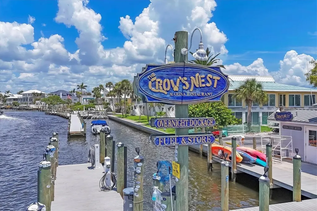 840 The Esplanade N Venice FL 34285