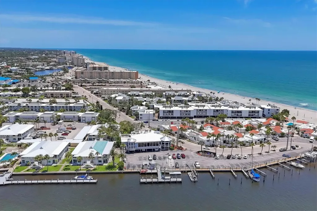 840 The Esplanade N Venice FL 34285