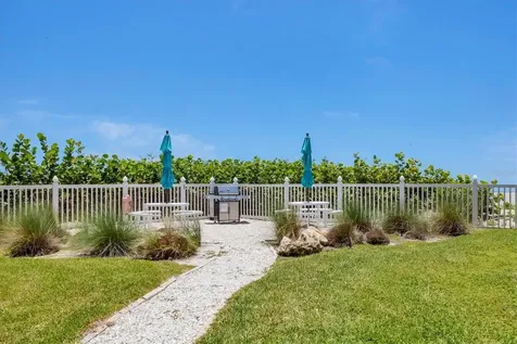 840 The Esplanade N Venice FL 34285