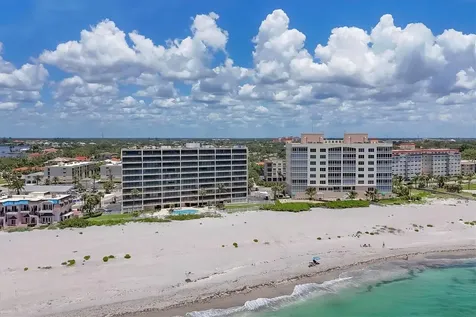 840 The Esplanade N Venice FL 34285