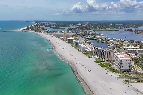 840 The Esplanade N Venice FL 34285