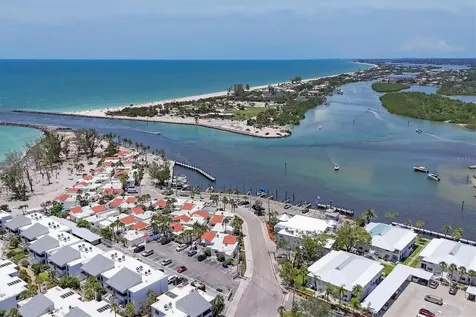 840 The Esplanade N Venice FL 34285