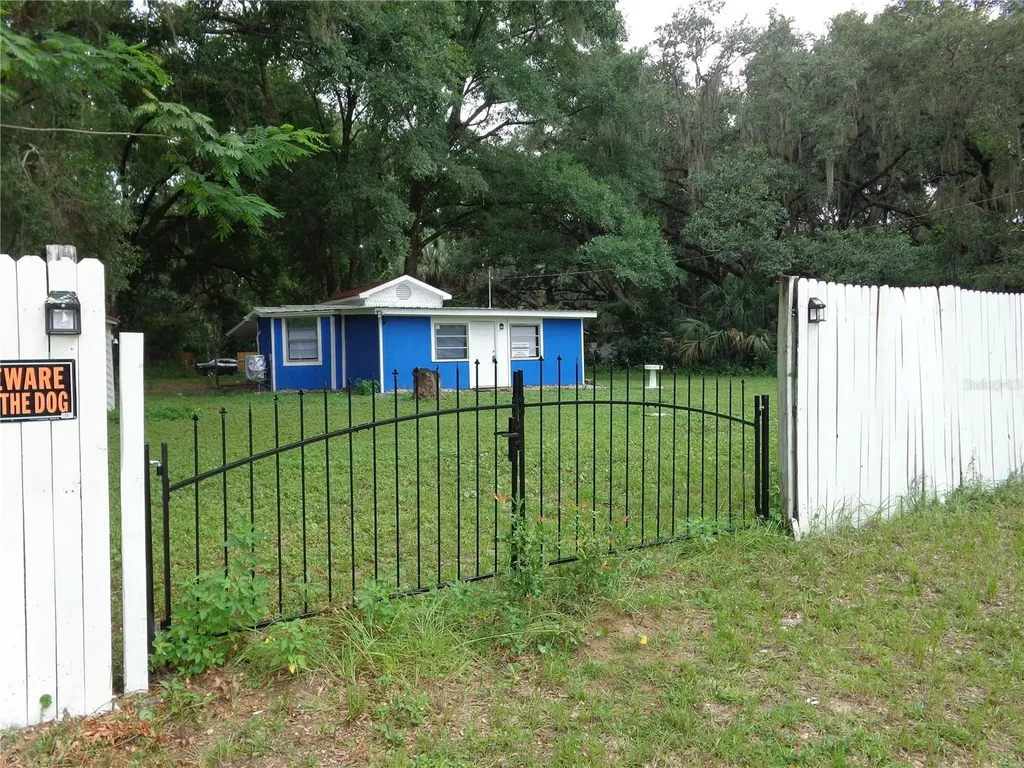 2878 NE 161st Street Citra FL 32113