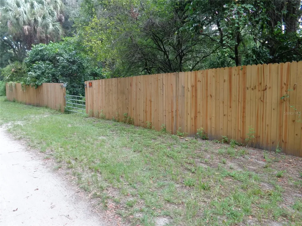 2878 NE 161st Street Citra FL 32113