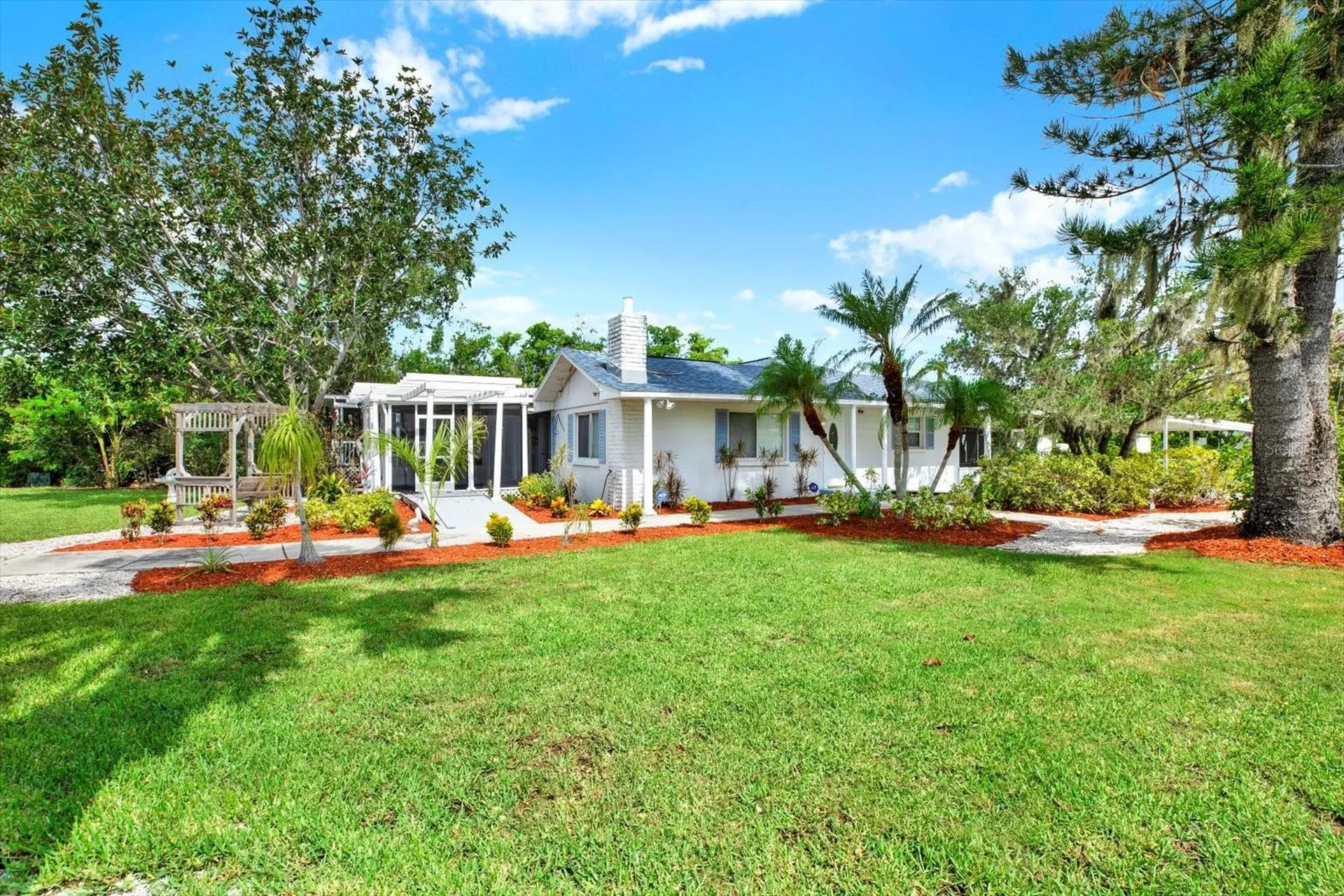102 W North Branch Road Ruskin FL 33570