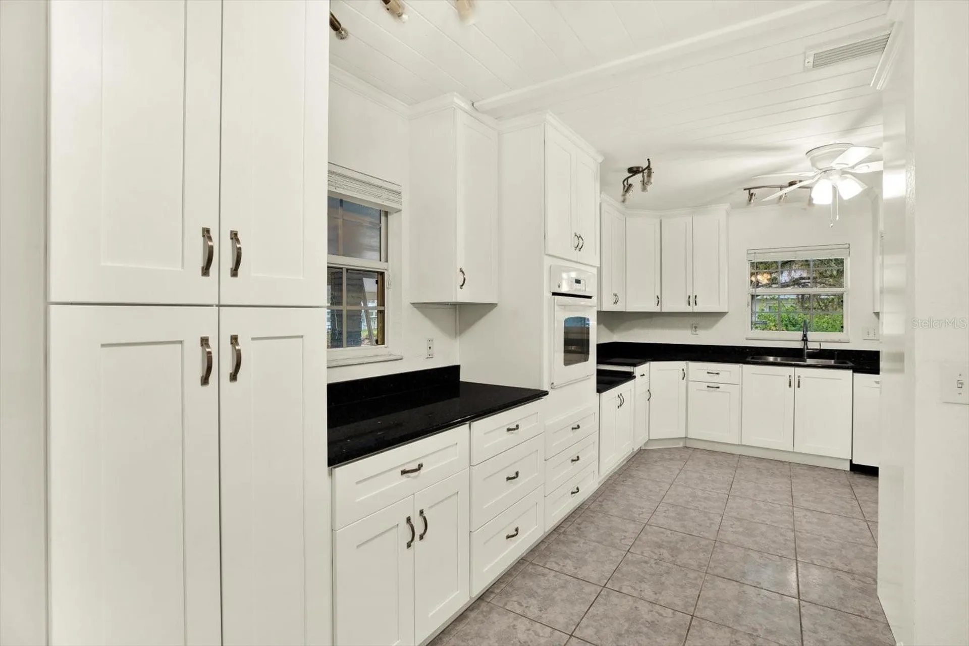 102 W North Branch Road Ruskin FL 33570