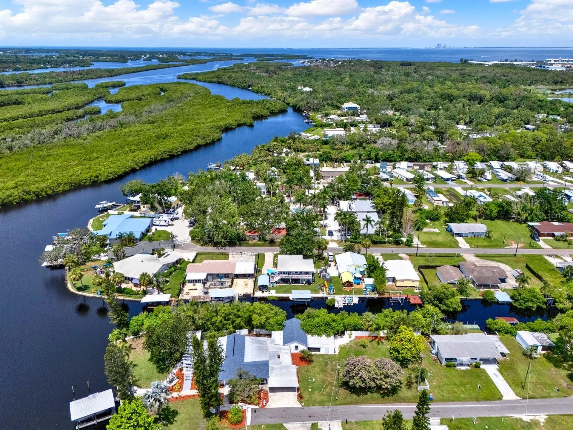 102 W North Branch Road Ruskin FL 33570