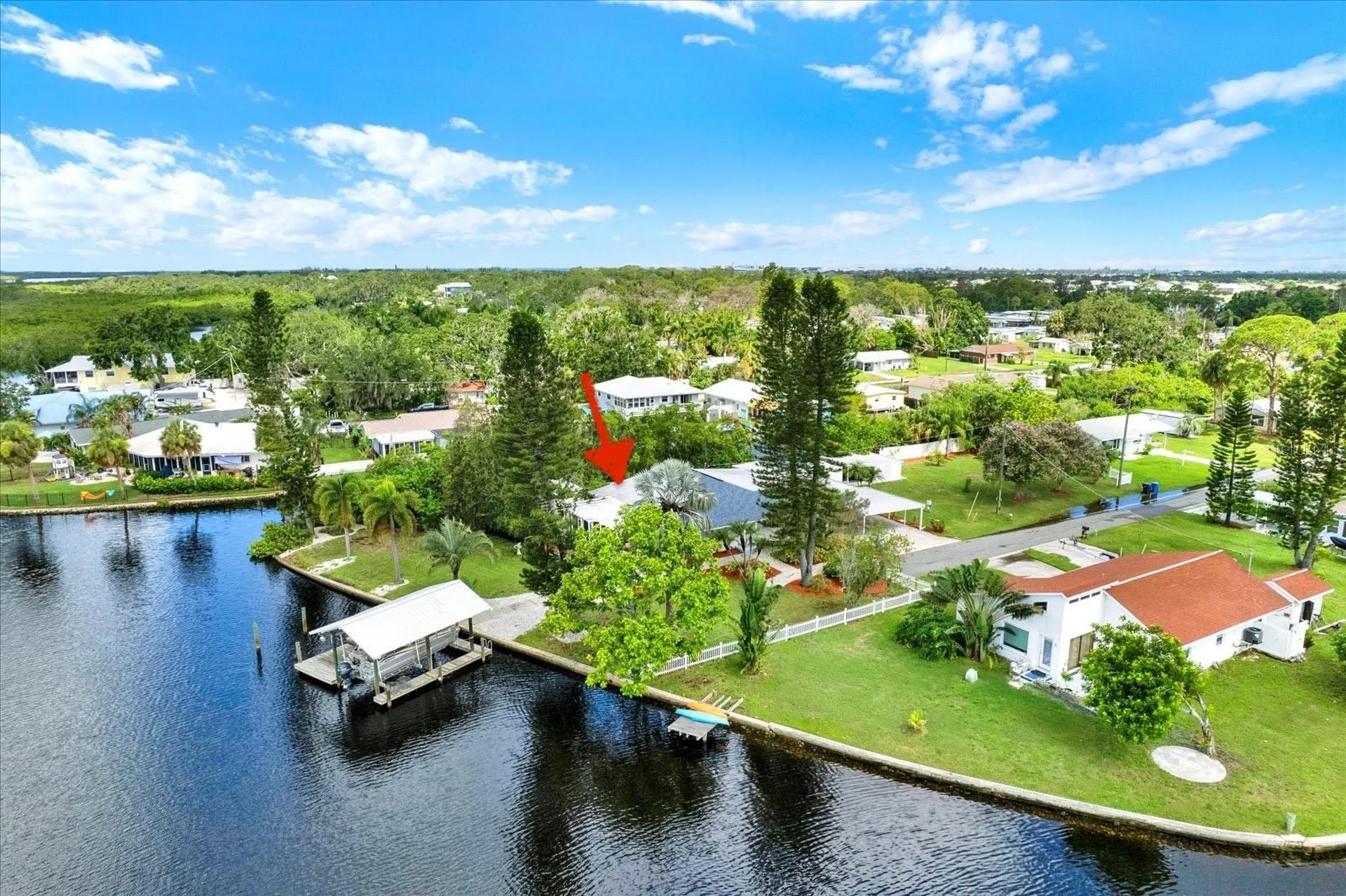 102 W North Branch Road Ruskin FL 33570