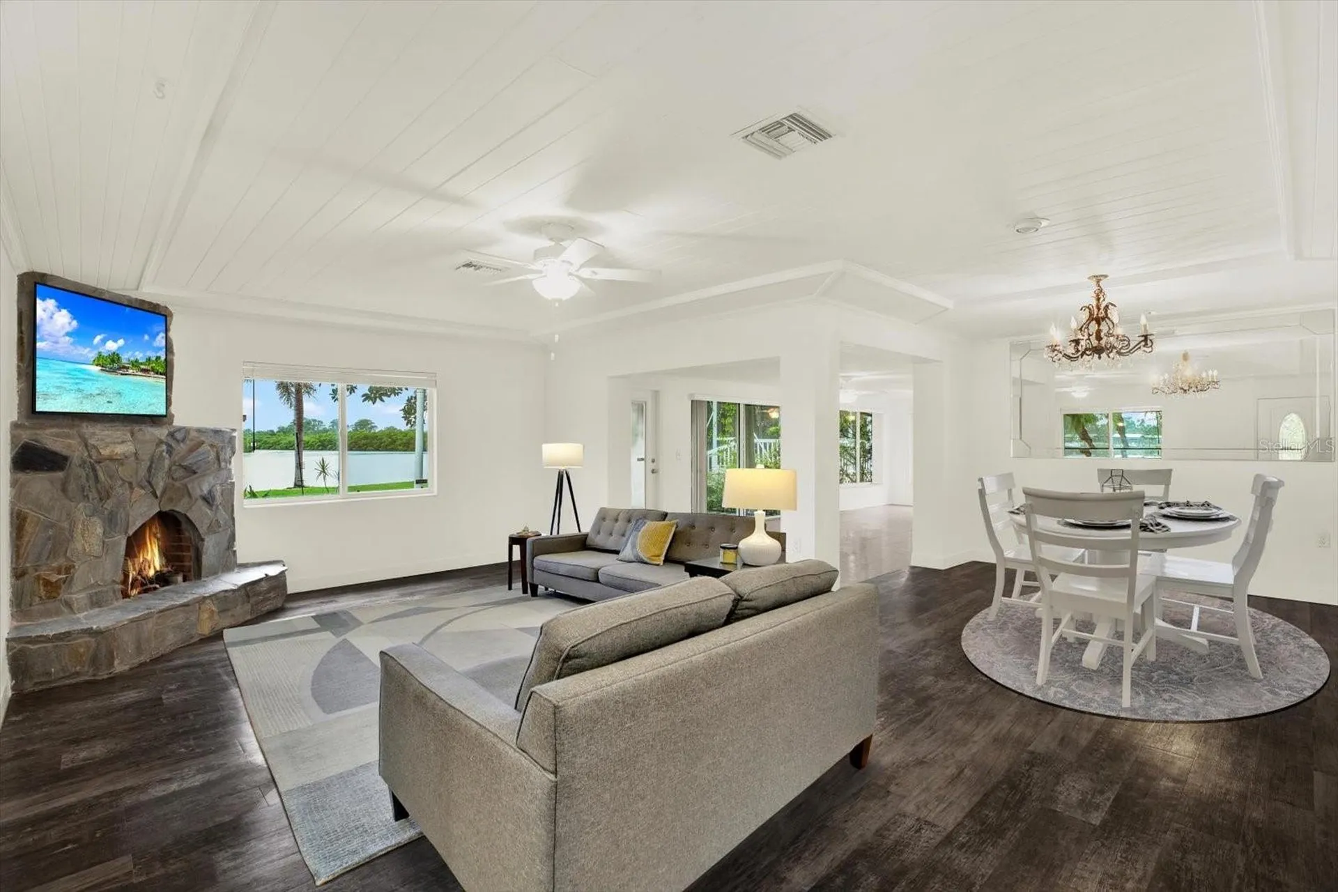 102 W North Branch Road Ruskin FL 33570