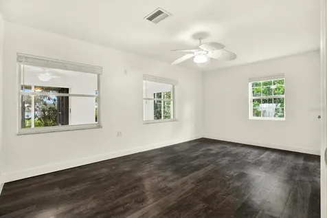 102 W North Branch Road Ruskin FL 33570