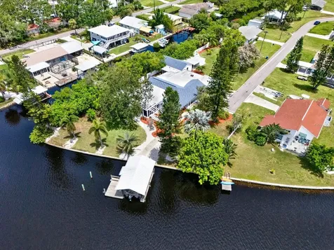 102 W North Branch Road Ruskin FL 33570