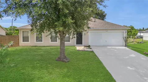 1617 Fairlight Street NW Palm Bay FL 32907