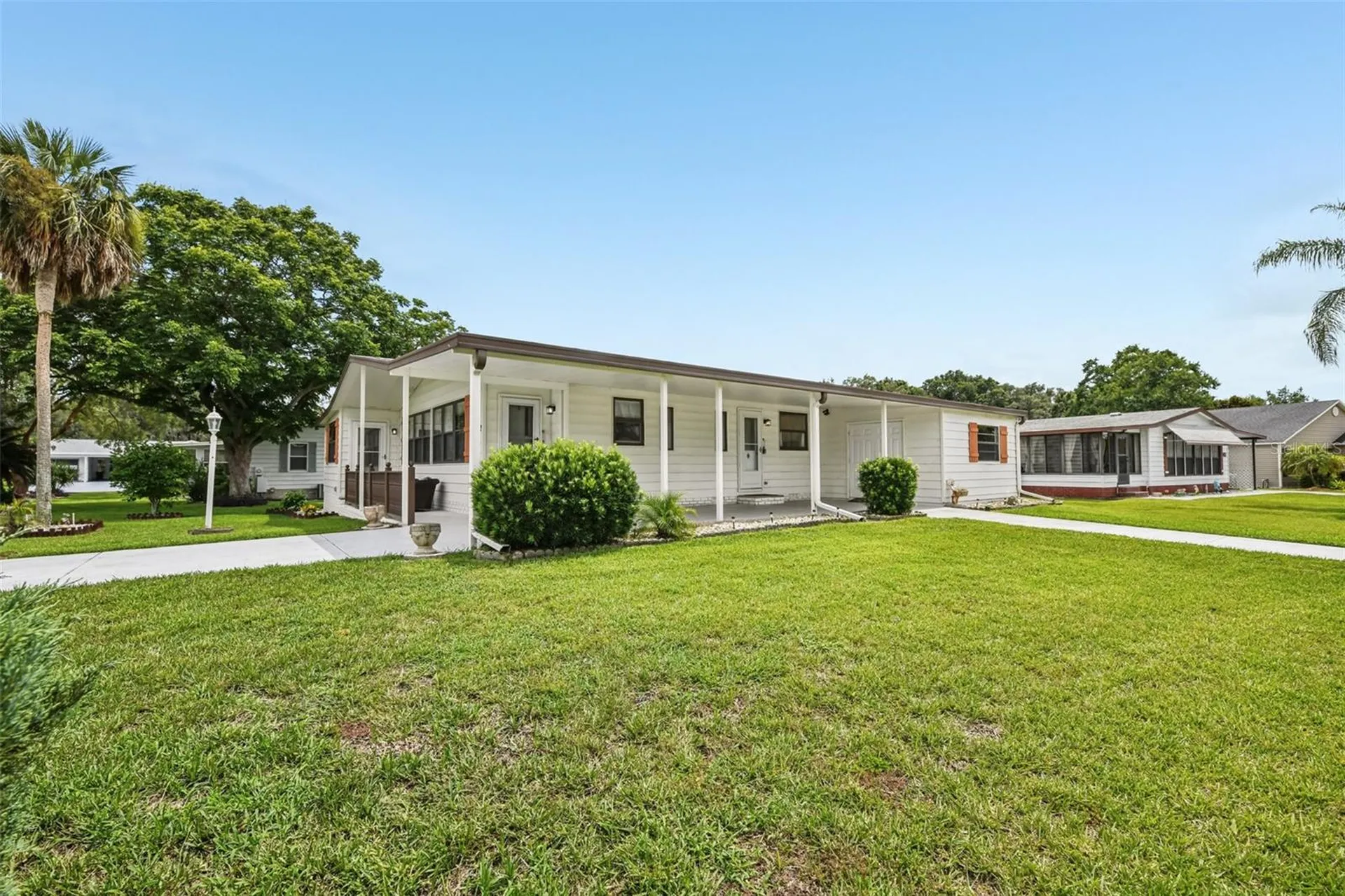 1802 Petunia Lane The Villages FL 32159