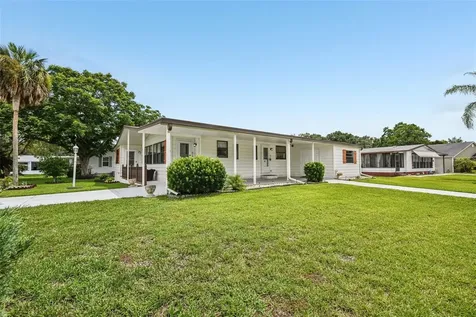 1802 Petunia Lane The Villages FL 32159