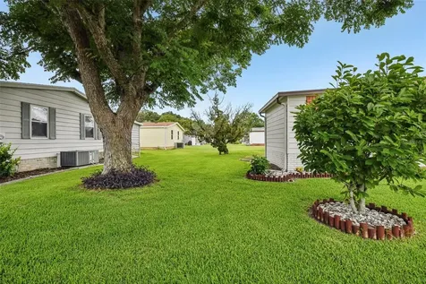 1802 Petunia Lane The Villages FL 32159