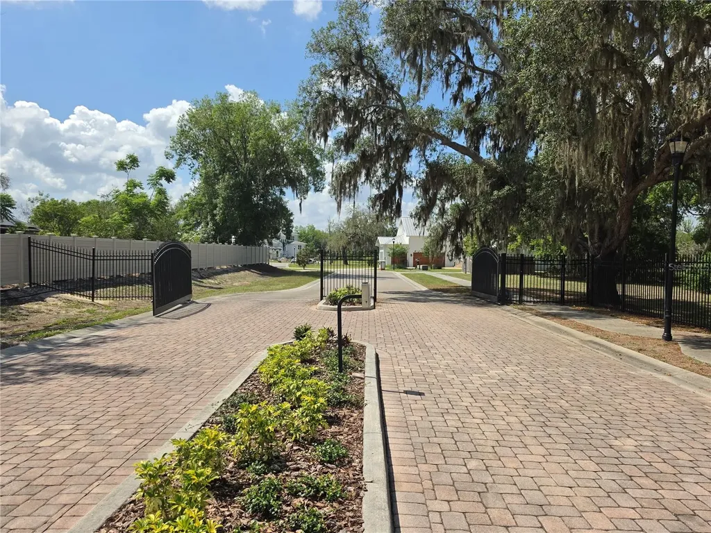 8331 Alafia Pointe Drive Riverview FL 33578