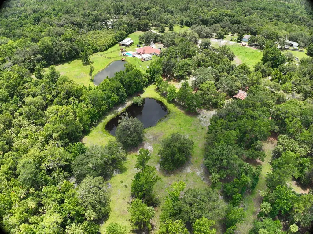 1676 Sunset Trail Geneva FL 32732