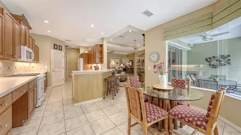 7012 Treymore Court Sarasota FL 34243
