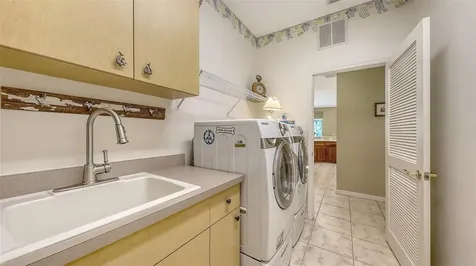 7012 Treymore Court Sarasota FL 34243