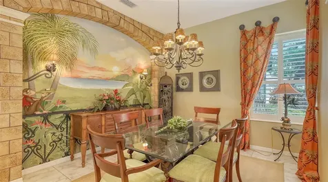 7012 Treymore Court Sarasota FL 34243