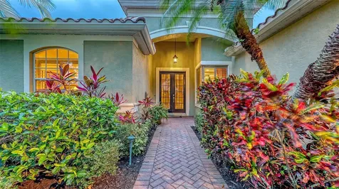 7012 Treymore Court Sarasota FL 34243