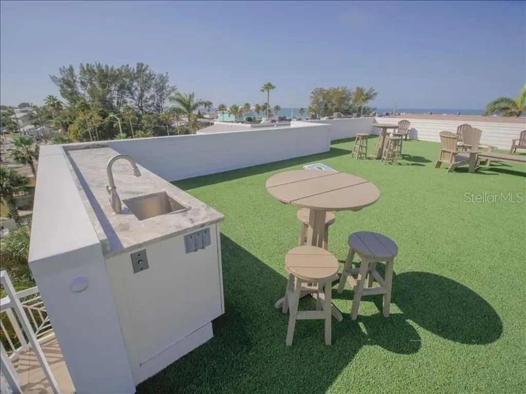 111 6th Street N Bradenton Beach FL 34217