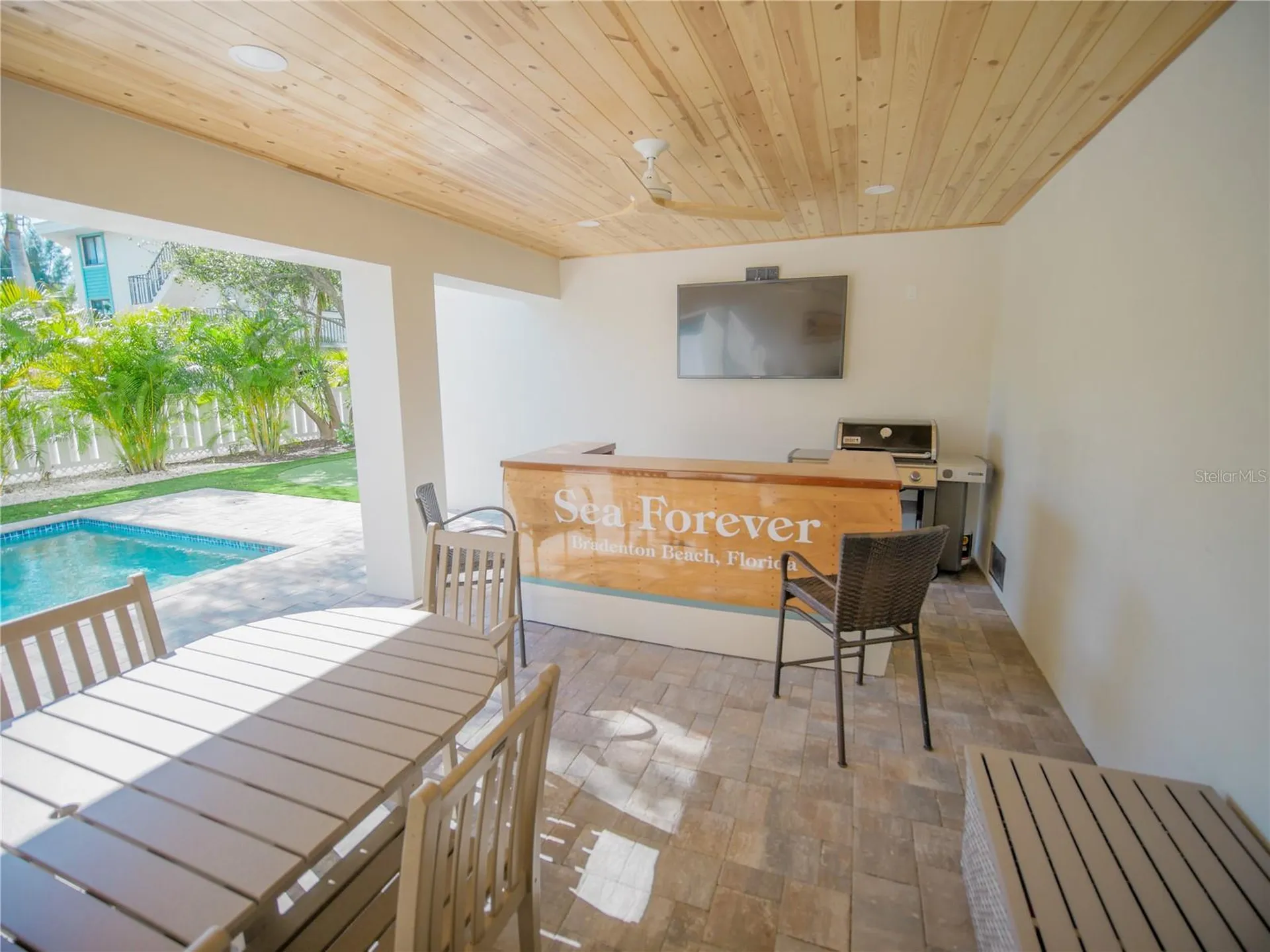 111 6th Street N Bradenton Beach FL 34217