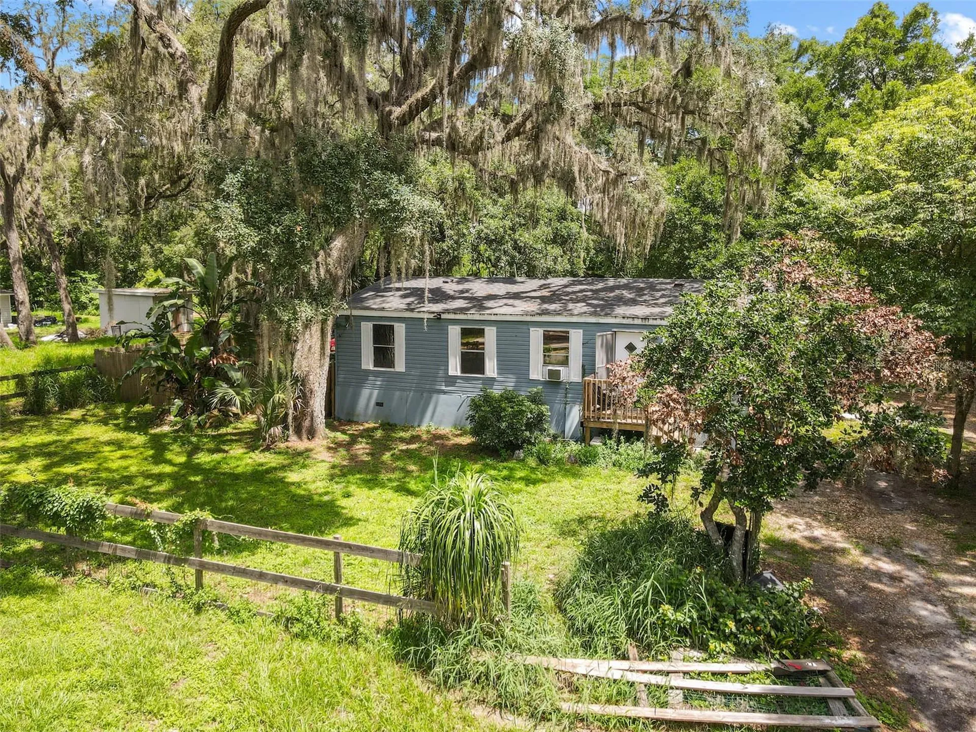 2712 Berdetta Street Leesburg FL 34748