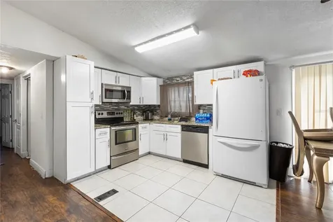 2712 Berdetta Street Leesburg FL 34748