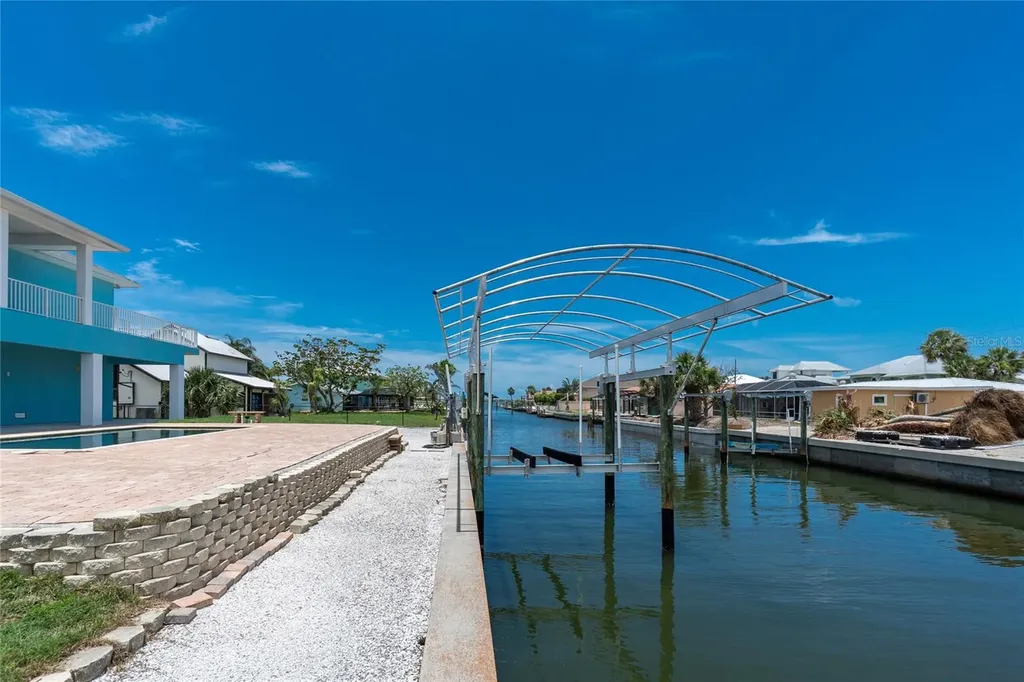 1930 Massachusetts Avenue Englewood FL 34224