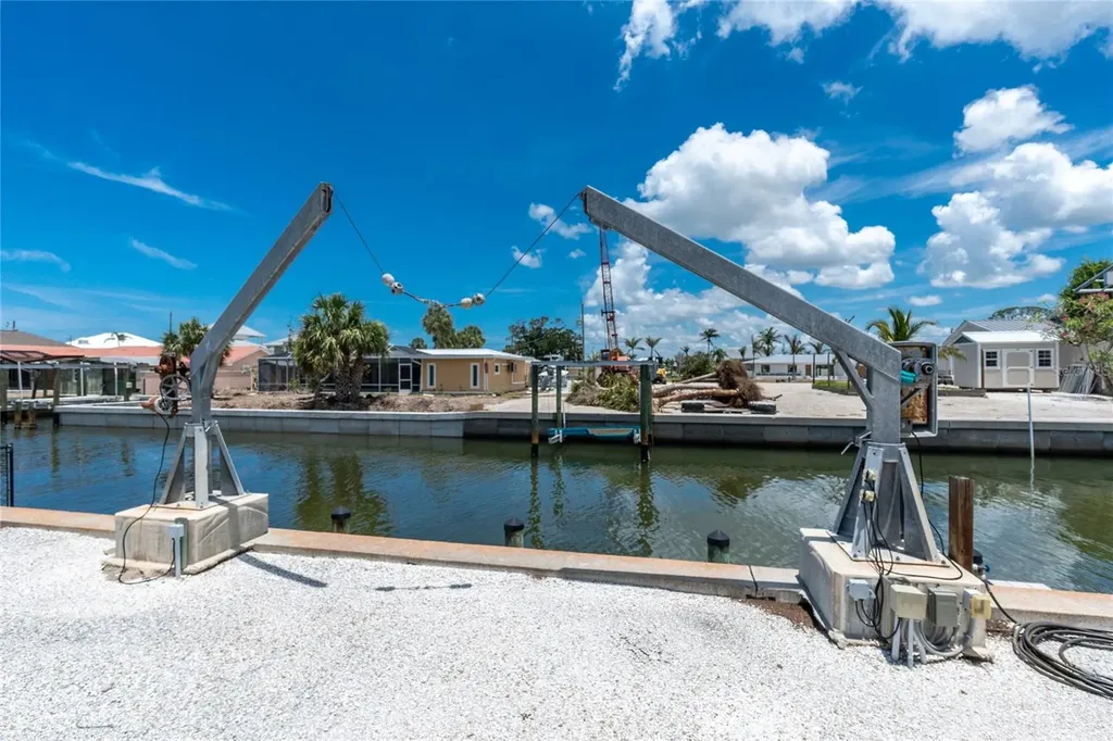 1930 Massachusetts Avenue Englewood FL 34224