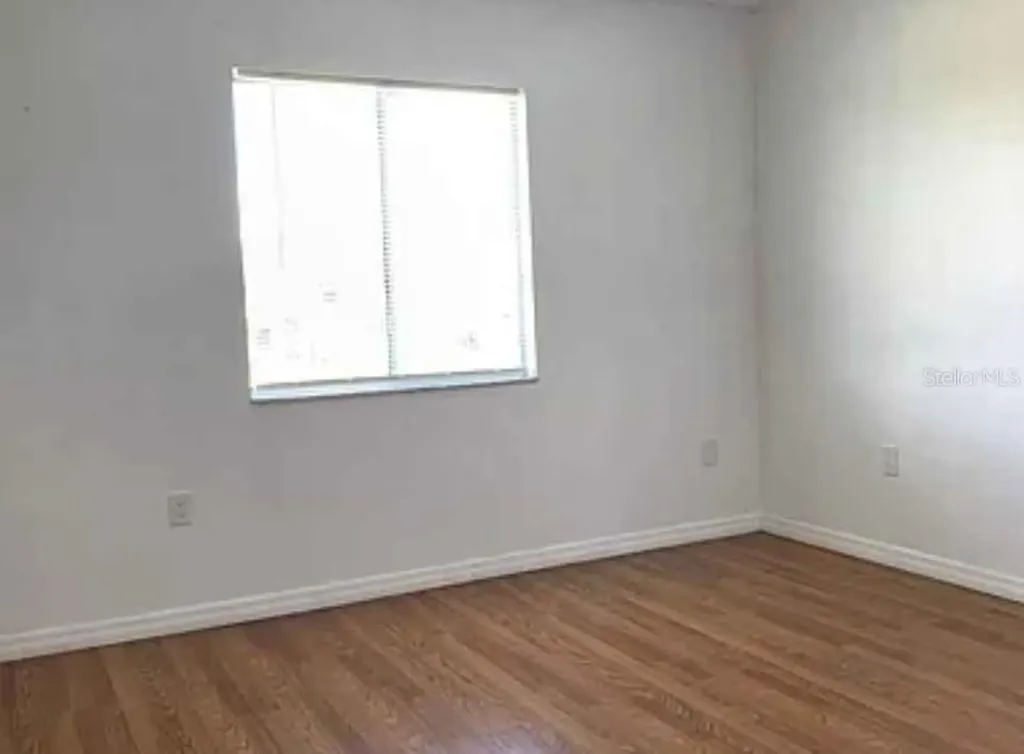 5220 Via Hacienda Orlando FL 32839