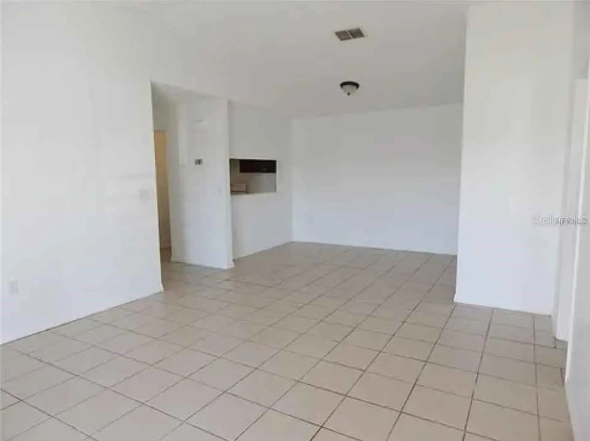 5220 Via Hacienda Orlando FL 32839