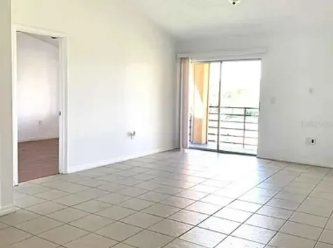 5220 Via Hacienda Orlando FL 32839