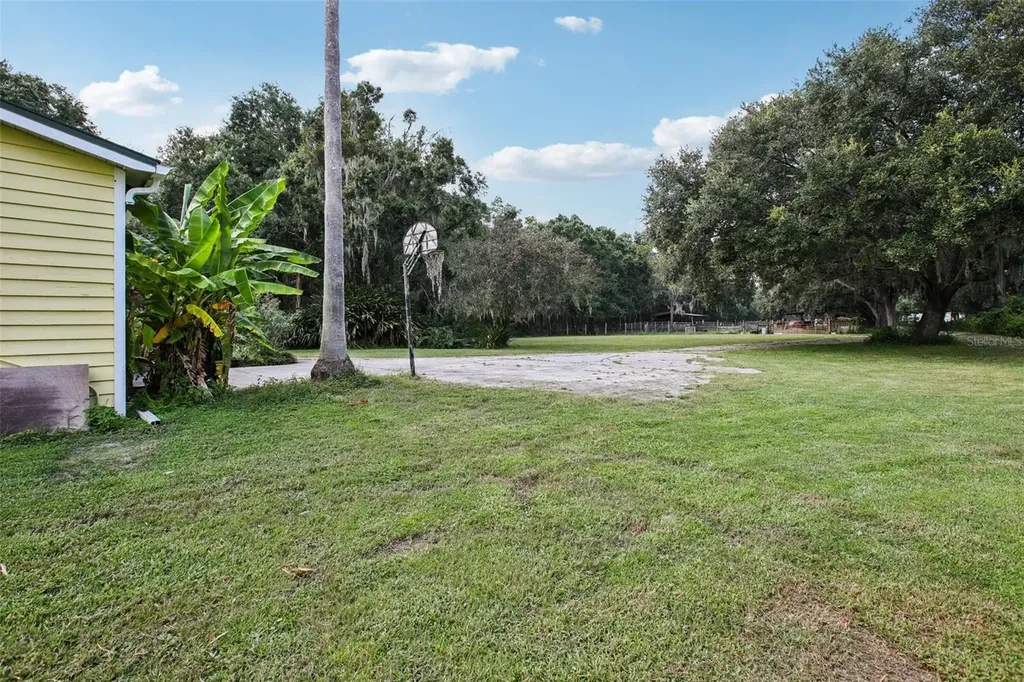 5321 Bruton Road Plant City FL 33565