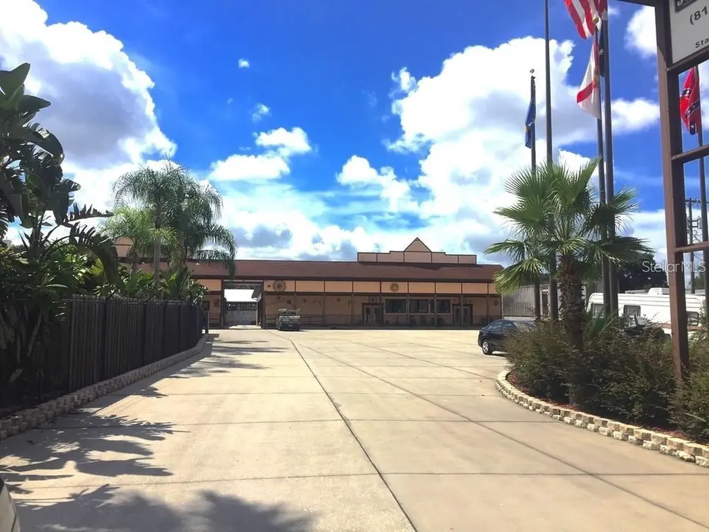 13309 E Us 92 Highway Dover FL 33527