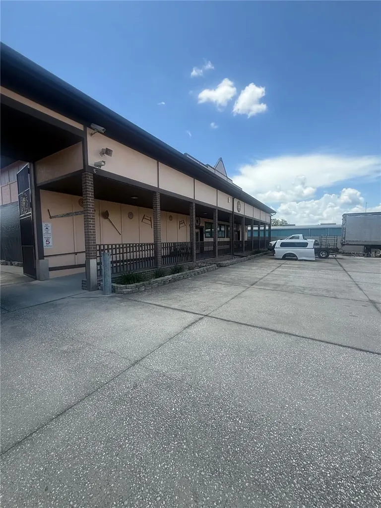 13309 E Us 92 Highway Dover FL 33527