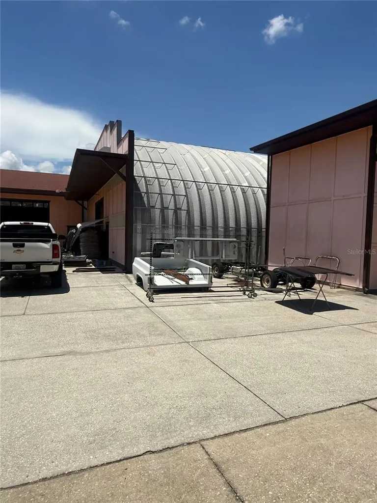 13309 E Us 92 Highway Dover FL 33527