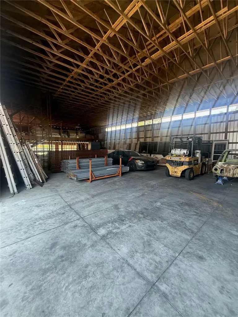 13309 E Us 92 Highway Dover FL 33527