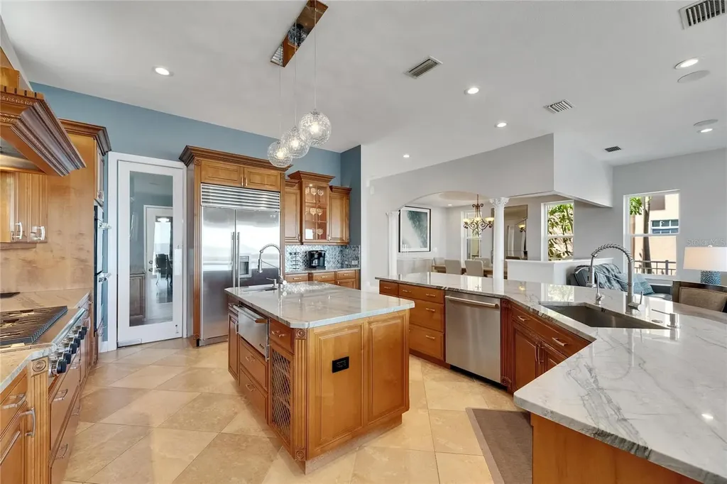6418 Bright Bay Court Apollo Beach FL 33572