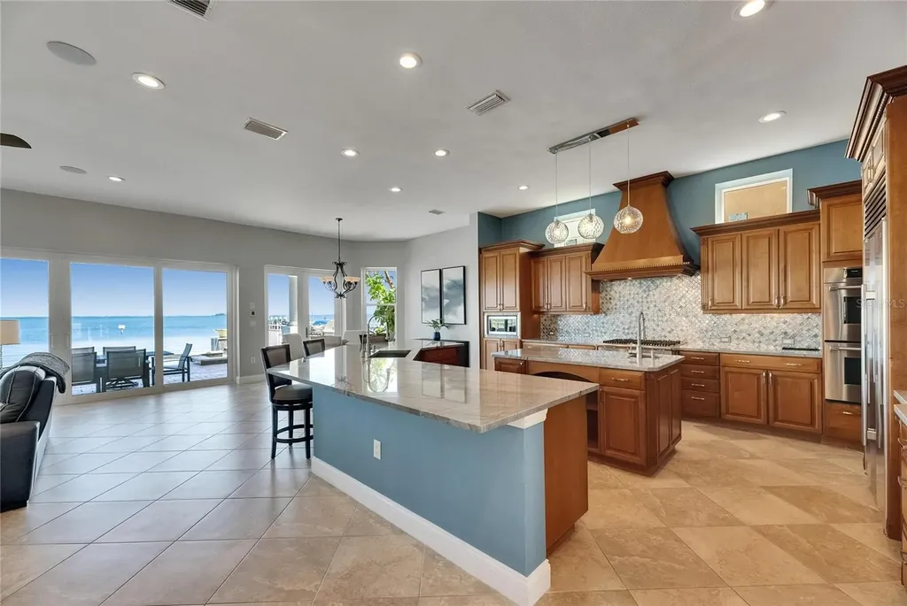 6418 Bright Bay Court Apollo Beach FL 33572
