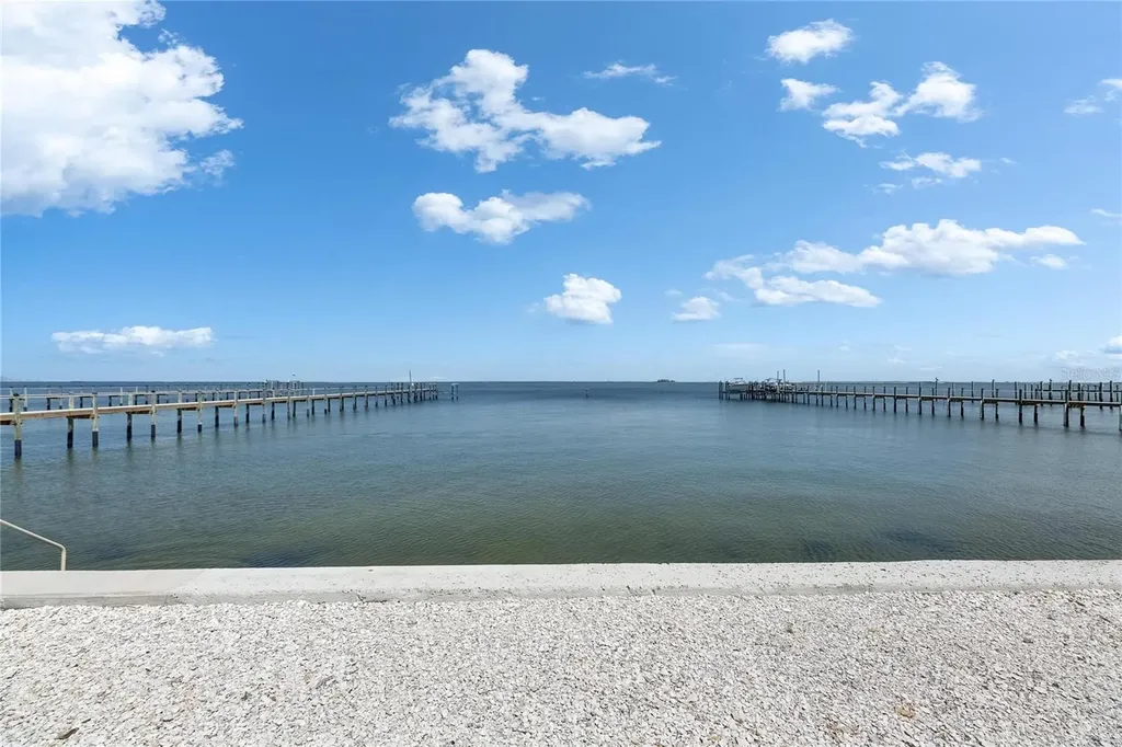 6418 Bright Bay Court Apollo Beach FL 33572