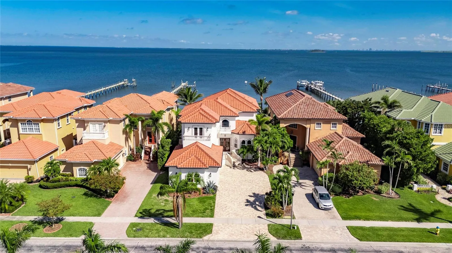6418 Bright Bay Court Apollo Beach FL 33572