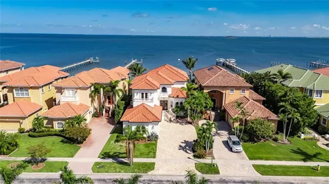 6418 Bright Bay Court Apollo Beach FL 33572