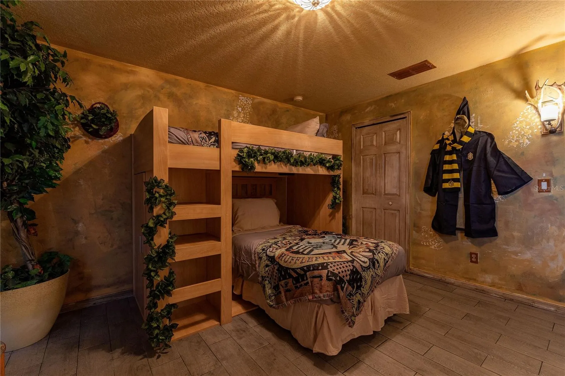 2041 Lacie Jo Lane Kissimmee FL 34743