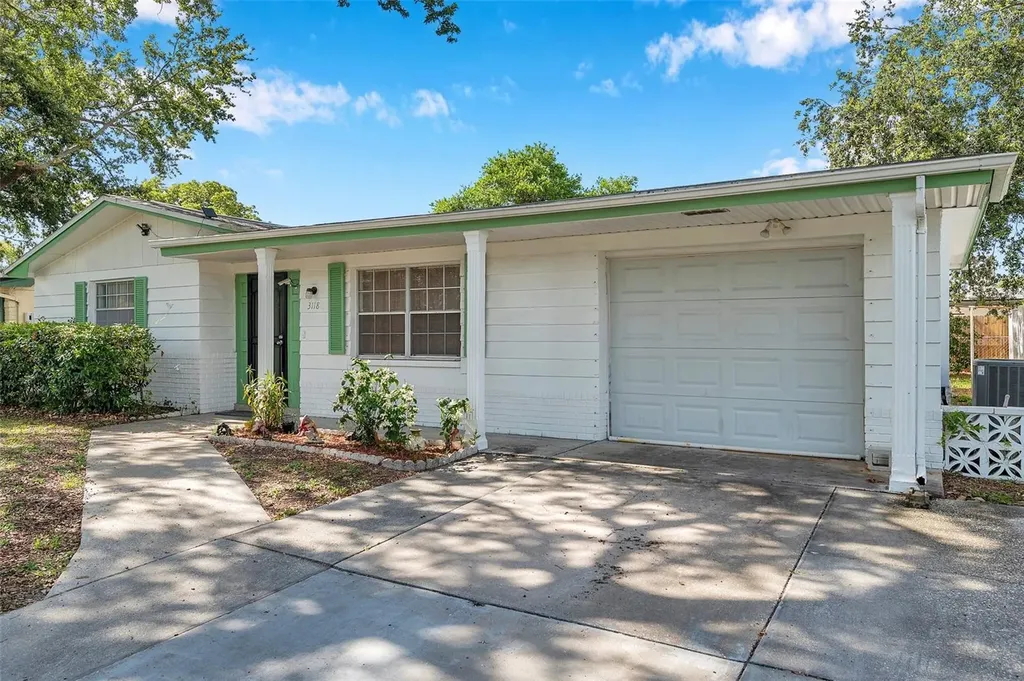 3118 Lloyd Drive Holiday FL 34691