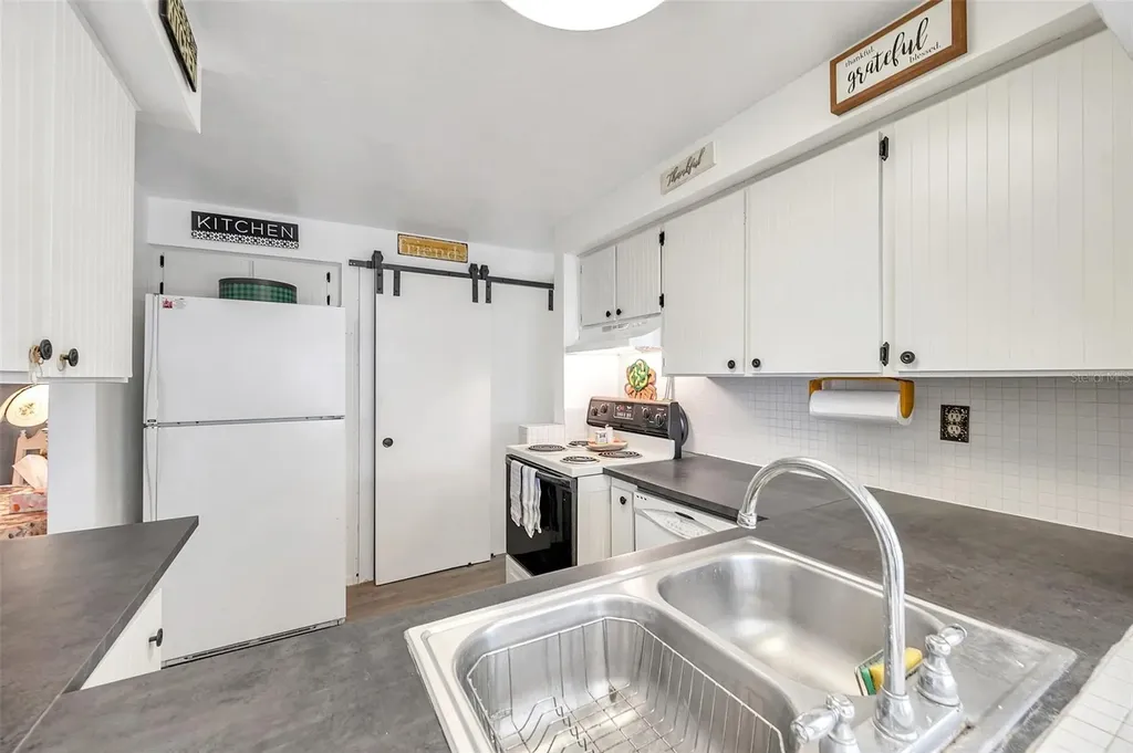 3118 Lloyd Drive Holiday FL 34691